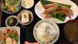 茶房 かーら家食堂