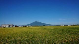 夏のお岩木山