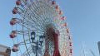 神戸市「モザイク観覧車」中央区　東川崎町