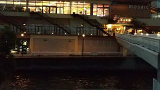 夜景目当てに夜行くのもありです