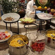 サラダコーナー