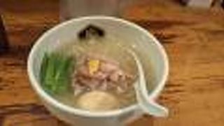 鯛出汁の鮮魚系ラーメン