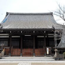 落ち着いた本堂