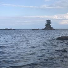 条件によってはこの海の向こうに立山連峰が見えるようです。