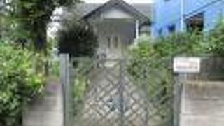 サンルームのような部屋が見えました