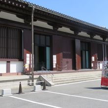 外観は大したことない