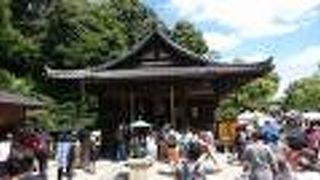 金閣寺では最古の建物　