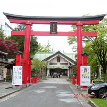 善知鳥神社入口の鳥居