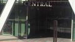 巨大ショッピングモール