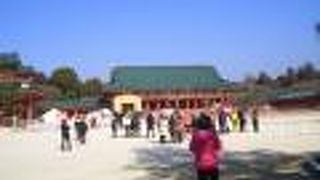 大きな建物です