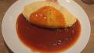 新大阪で列車の待ち時間で軽く食べられます