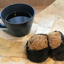 両方醤油握りだったので茶色～