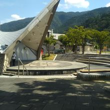 沿線の阿波池田付近のへそっこ公園