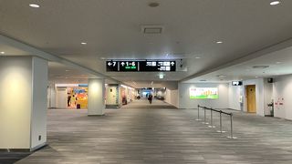 日本で一番中心街に近い空港では？アクセスがめちゃくちゃ良い