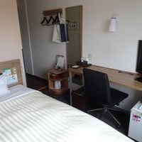部屋は狭いですが、ぐっすり眠れました。
