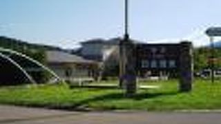 静かな温泉地です。