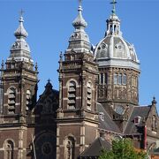 オランダには珍しいカトリックの教会