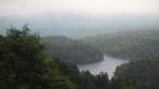 雄阿寒岳の東側