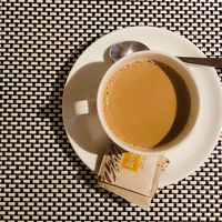 本場インドで初めて飲んだチャイ。美味しい。