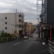 三角市場の裏手