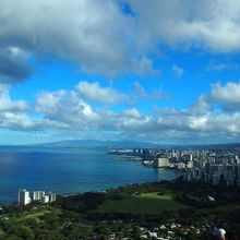 頂上からワイキキ方面