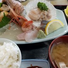 お刺身定食