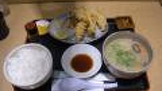 とり天とだんご汁がセットの豊後定食がおすすめ