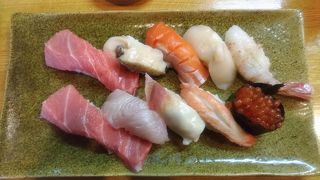 大衆的なお寿司屋さん