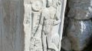 エルメスの元祖の碑