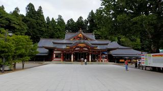 米内光政の銅像が気に食わない