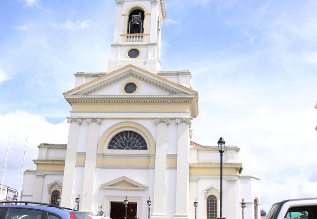 サグラド コラソン大聖堂