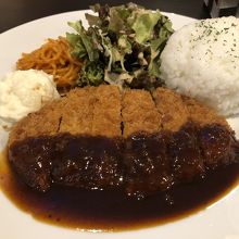 ロースカツカレー / Loin cutlet curry