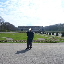 2008年プリーンのキーム湖：ヘレンキムゼー宮殿をバックに