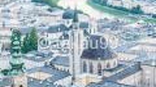 ホーエンザルツブルク城からだとその雄姿が良く見えます。