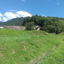 昔、ここに武田氏が、、