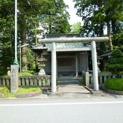 登山口の起点の神社