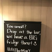 冷蔵庫。バーに行けば済む問題ではない。