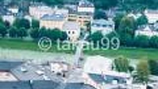 ホーエンザルツブルク城塞の上からもその姿が確認できますよ。