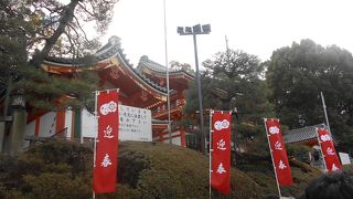 祇園の街のシンボルである京を代表する神社
