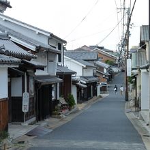 inishieを感じる町家が建ち並ぶ