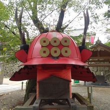 真田神社には、幸村の兜