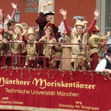 オクトーバーフェストオープニングパレード