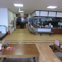 食堂。生ビールやドリンク類。食事もできます。