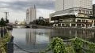 キレイに整備された親水公園です