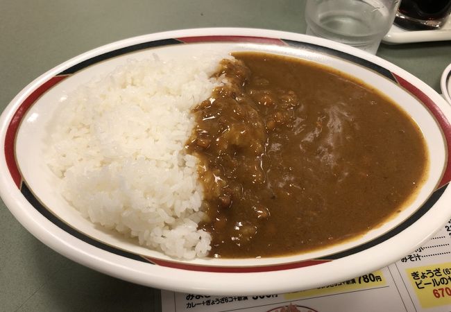 カレーと餃子の組み合わせ