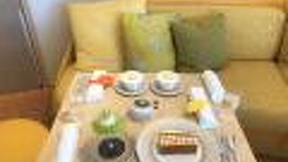 ル カフェ ヴィー