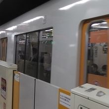 車両もまだまだ続きます。