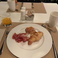 ゴールド特典で提供された朝食。