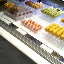 ピエール・エルメ・パリ 大丸東京