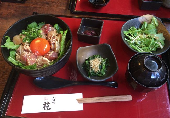 こっそり教えたい隠れ家の親子丼